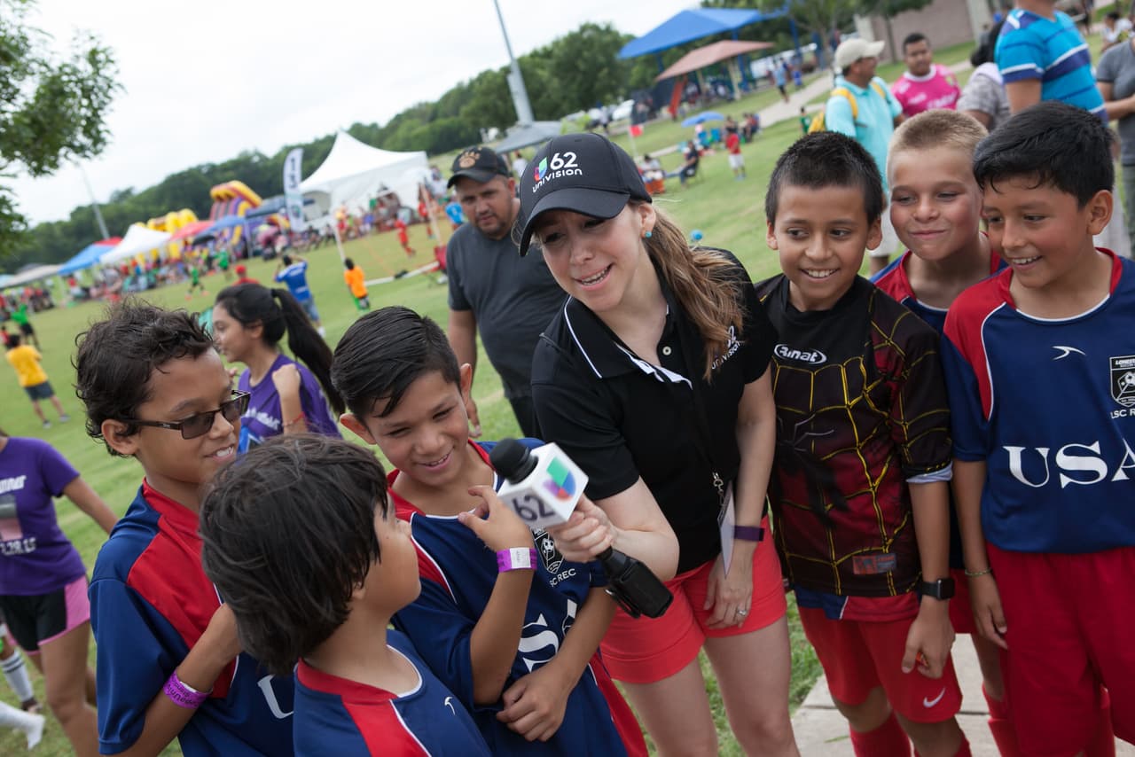 Cientos de personas se divirtieron en la edición 2016 de Copa Univision Austin, un evento que reúne a la comunidad y a los amantes del futbol soccer.