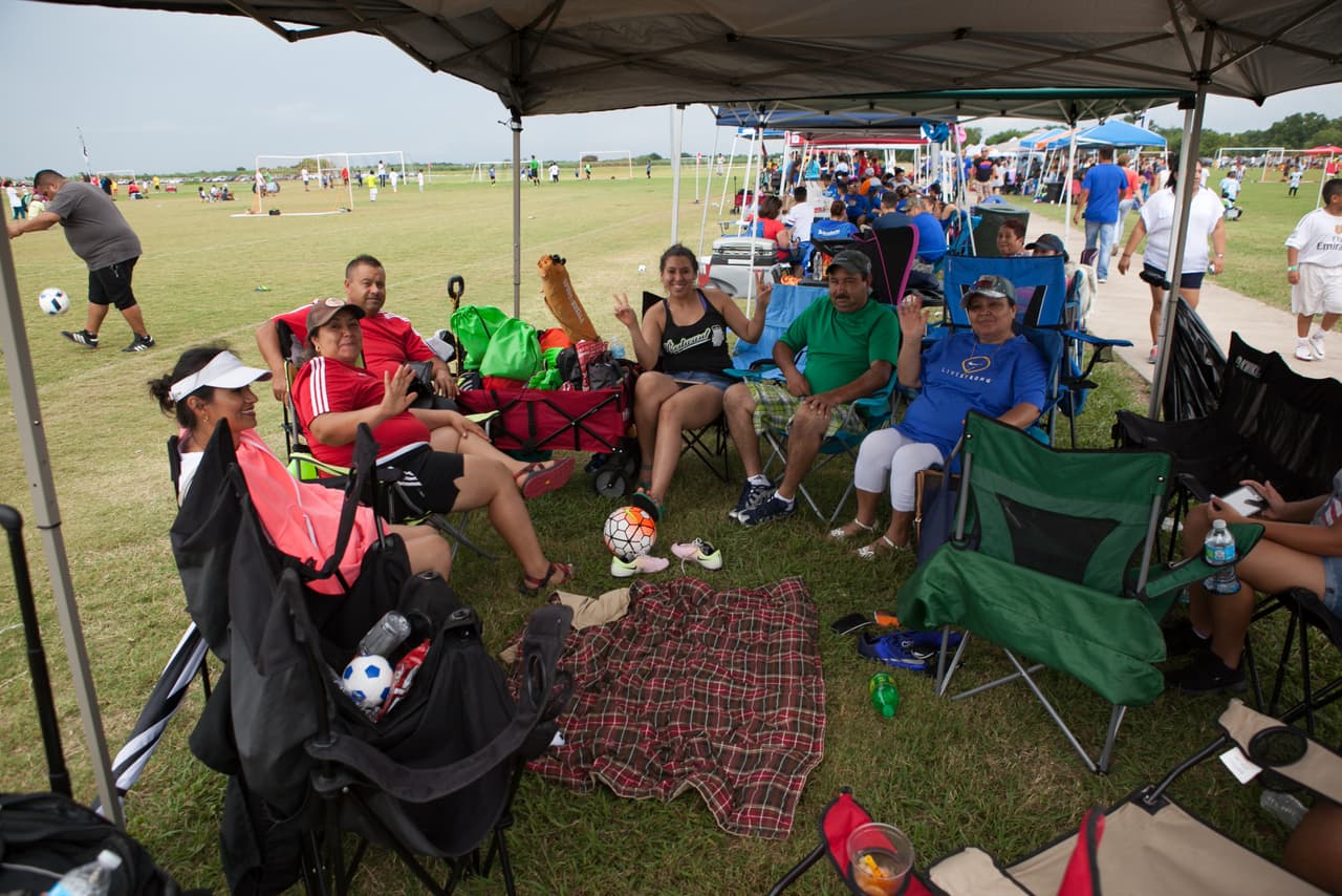 Cientos de personas se divirtieron en la edición 2016 de Copa Univision Austin, un evento que reúne a la comunidad y a los amantes del futbol soccer.