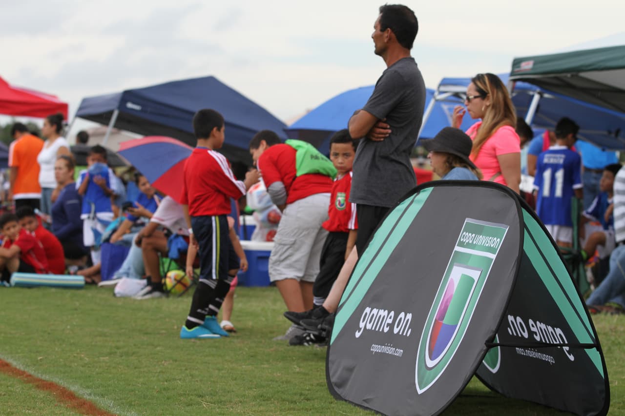 Cientos de personas se divirtieron en la edición 2016 de Copa Univision Austin, un evento que reúne a la comunidad y a los amantes del futbol soccer.