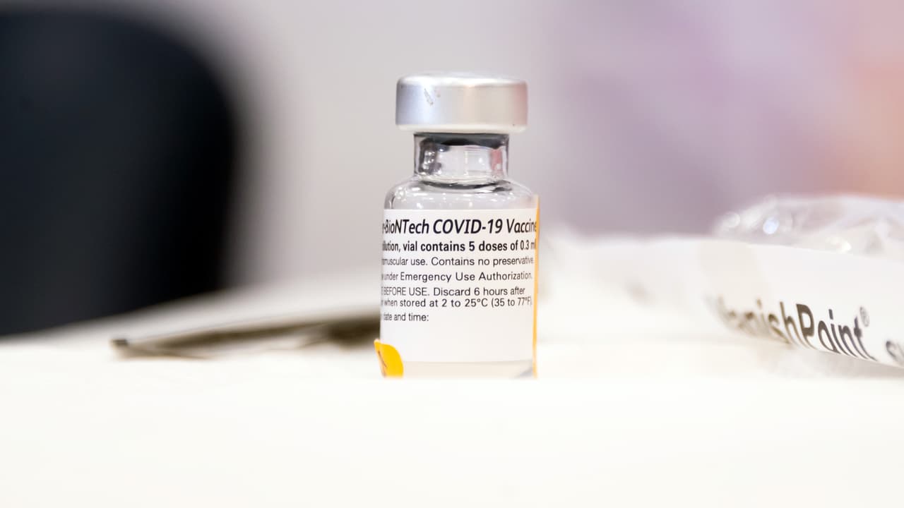 ¿Hacen falta? Lo que debes saber sobre los refuerzos de la vacuna contra el covid-19