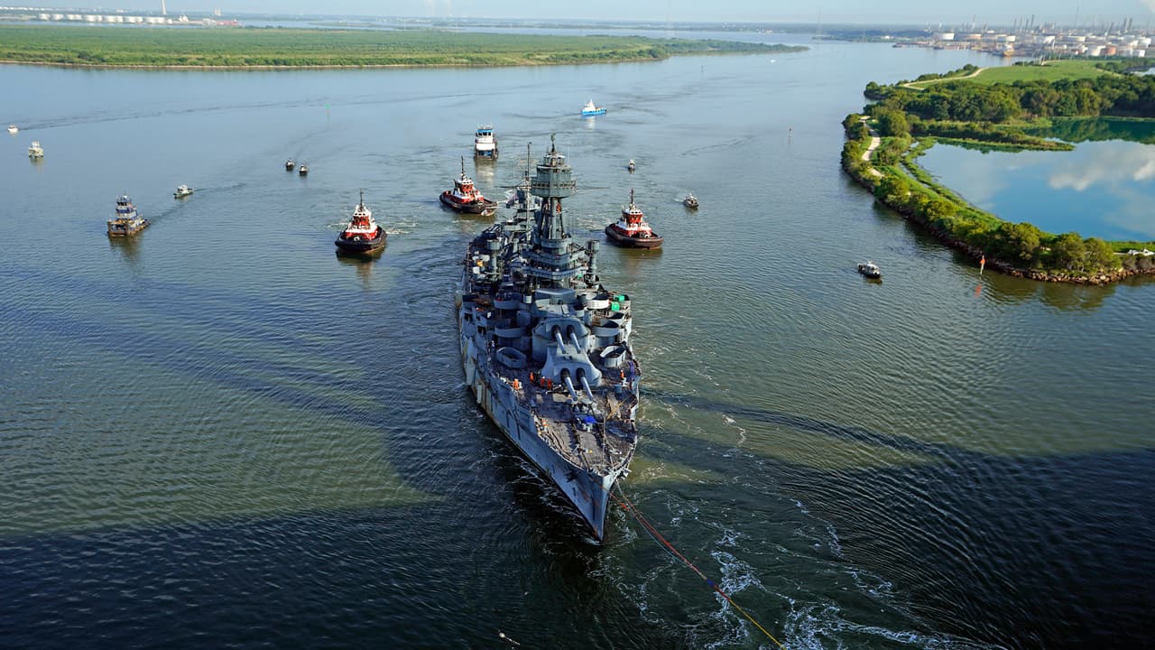 Este acorazado sobrevivió a las dos Guerras Mundiales. En 1948 fue dado de baja y se trasladó a San Jacinto donde permaneció hasta este miércoles.