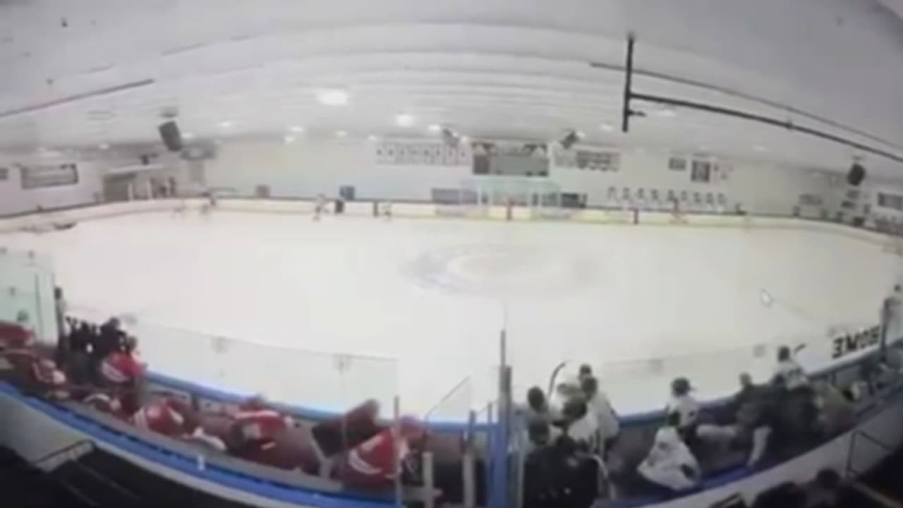 Tiroteo en Rhode Island: Difunden video del momento exacto del caos en pista de hockey por disparos