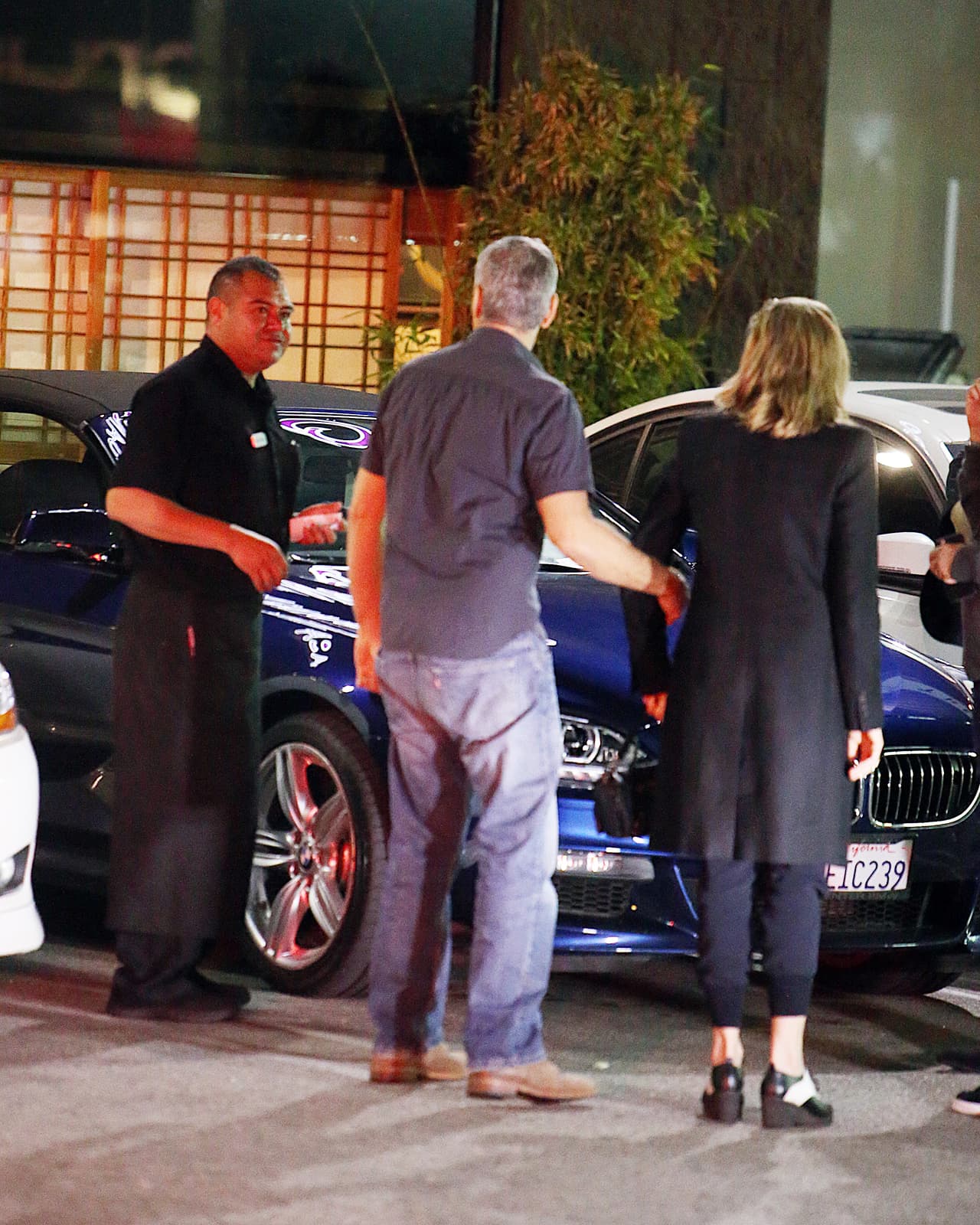 No es ninguna amante o algo por el estilo, por supuesto.