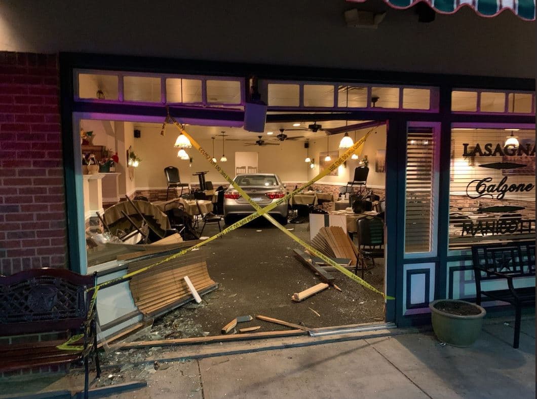 Restaurante de Round Rock reabrirá el lunes después de impactarse un automóvil contra el negocio