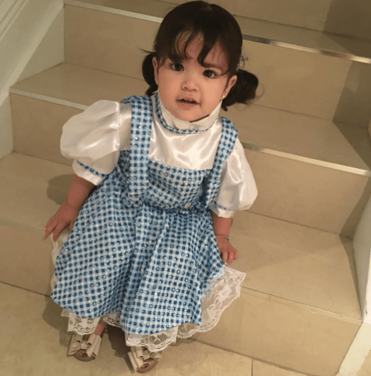 Giulietta lucía lindísima como la pequeña Dorothy.