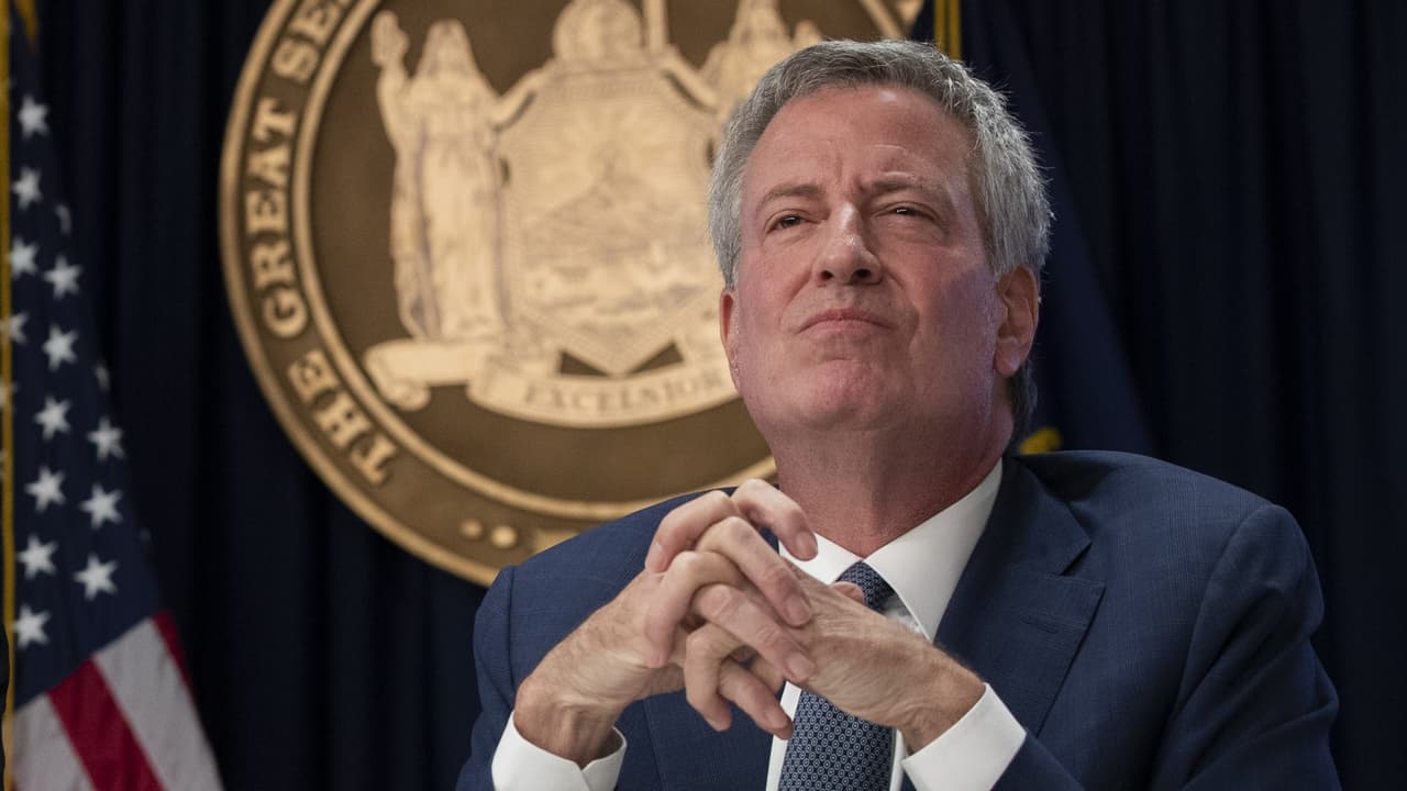 Alcalde de NY presenta un ambicioso plan para renovar las viviendas de NYCHA