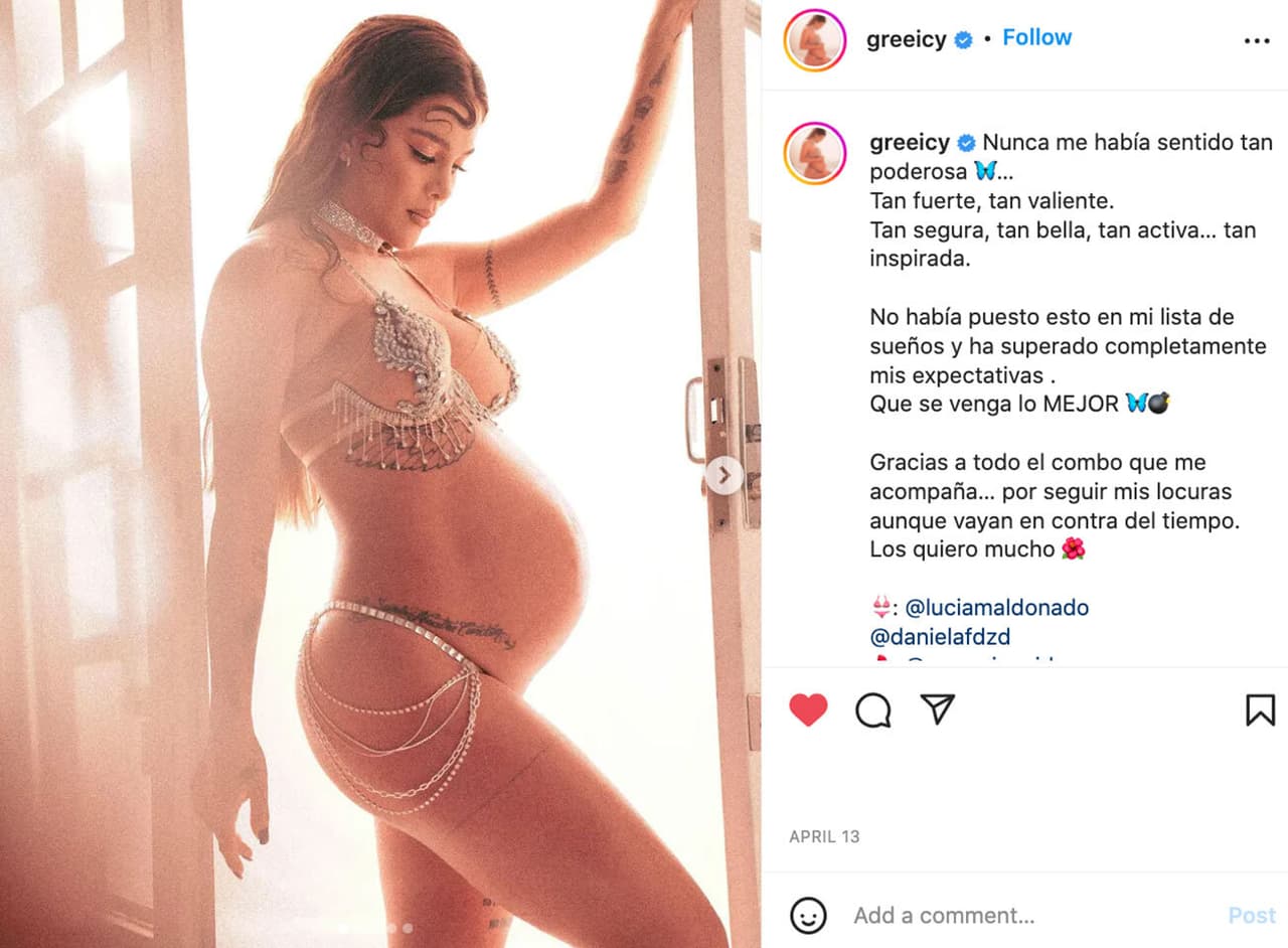 Hace poco, la cantante publicó una foto, confesando que esta era la etapa en la que más le había gustado su cuerpo, gracias a las curvas que le daba su barriguita.