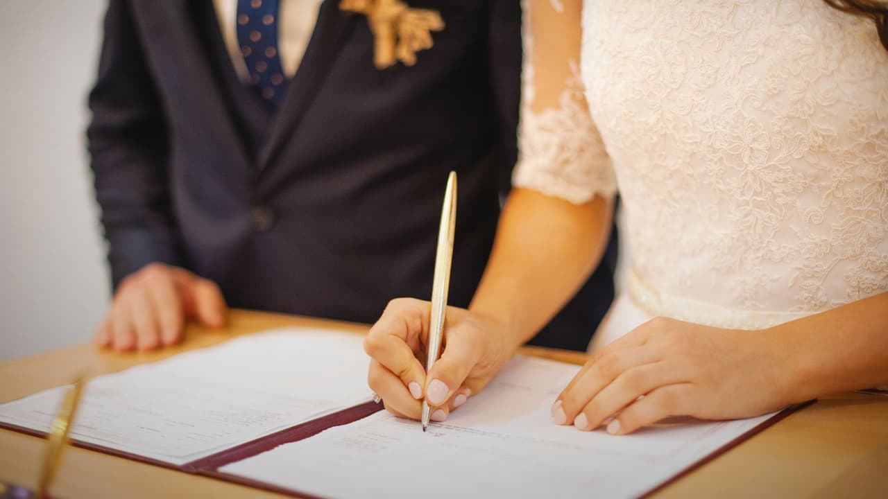 Bodas gratis en San Valentín 2026 en Dallas: lo que debes saber antes de decir “sí”