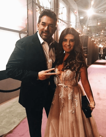 Son considerados una de las parejas más estables del espectáculo aunque en distintas ocasiones se han esparcido rumores de su separación.