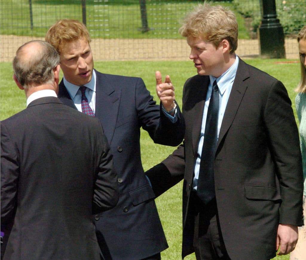 Lady Kitty Eleanor Spencer tiene 29 años, es hija de Charles Spencer, IX conde de Spencer y de Victoria Lockwood.
<br>