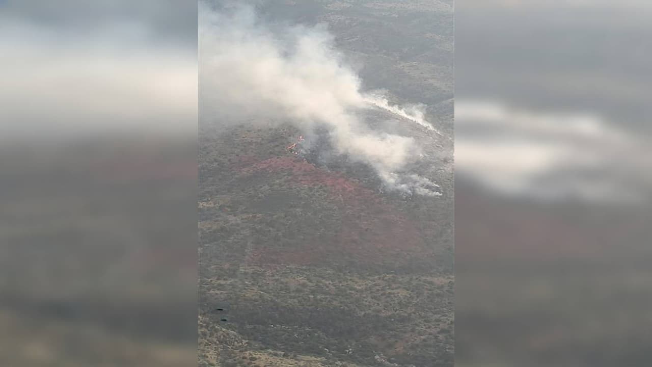 <b><a href="https://inciweb.nwcg.gov/incident/7092/" target="_blank">Incendio Medicine</a>: </b>el incendio ha consumido 8930 acres de terreno y solo se ha contenido en un 79%. Autoridades indican que el incendio se desató el 22 de agosto, alrededor de las 8:00 pm. 
<br>