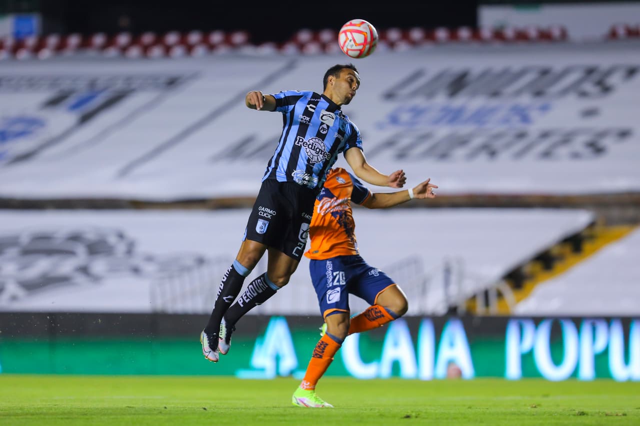 Querétaro y Puebla empataron 1-1 en la Jornada 12 del Apertura 2022 con goles de Ariel Nahuelpán y Jozy Altidore.