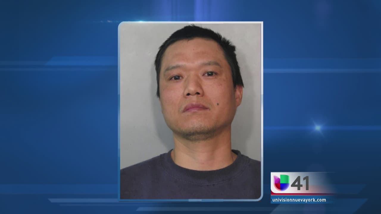 Quema las manos de la esposa en restaurante chino de Long Island