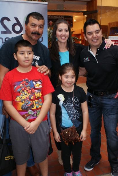 Miles se dieron cita a la octava edición de la Feria Para Aprender, en donde la comunidad hispana recibió información sobre educación en todos los niveles.