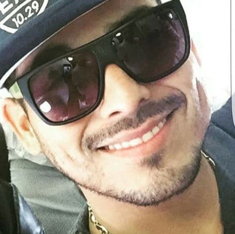 Esta última producción presentada por el intérprete de 'Al diablo lo nuestro' contiene canciones de dolor y desamor, temáticas que ya se han convertido en un sello del cantante mexicano, según informó el portal TVyNovelas.