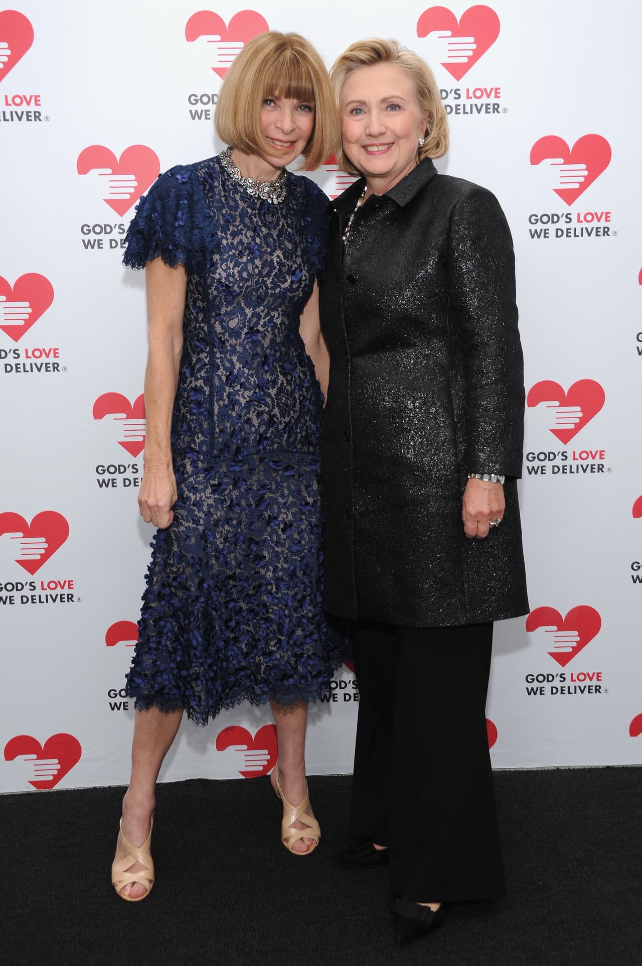 Anna Wintour, la renombrada editora de Vogue, también la apoya desde hace años.