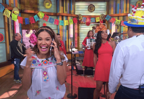 <b>Karla Martínez</b>: la presentadora de ‘Despierta América’ comparte junto a sus compañeros del programa ese día especial con una celebración llena de sabor ‘Made in México.
<br>
<br>