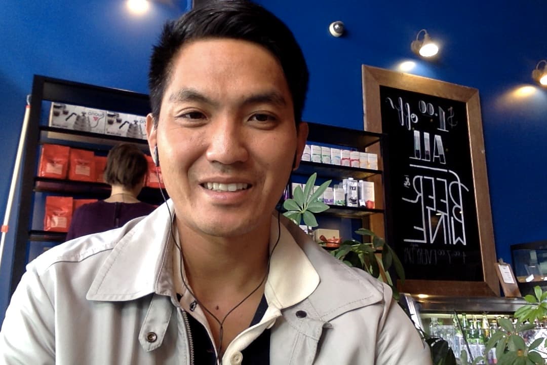 El bloguero Paul Cook ha denunciado varios casos de corrupción en comunidades hispanas de Los Ángeles.