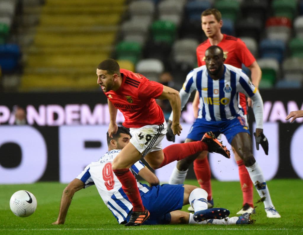 Tras vencer 2-0 al Benfica, los Dragones consiguieron el triplete del futbol portugués. | Sergio Oliveira (25’) abrió el marcador por la vía penal y Luis Fernando Díaz (90’) hizo el tanto que selló el triunfo y así conseguir el tercer título de la campaña.