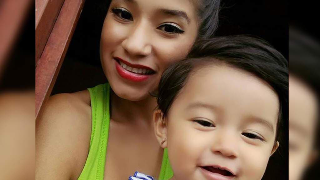 Madre de la bebé que murió tras ser liberada de un centro de ICE demanda por $60 millones al gobierno