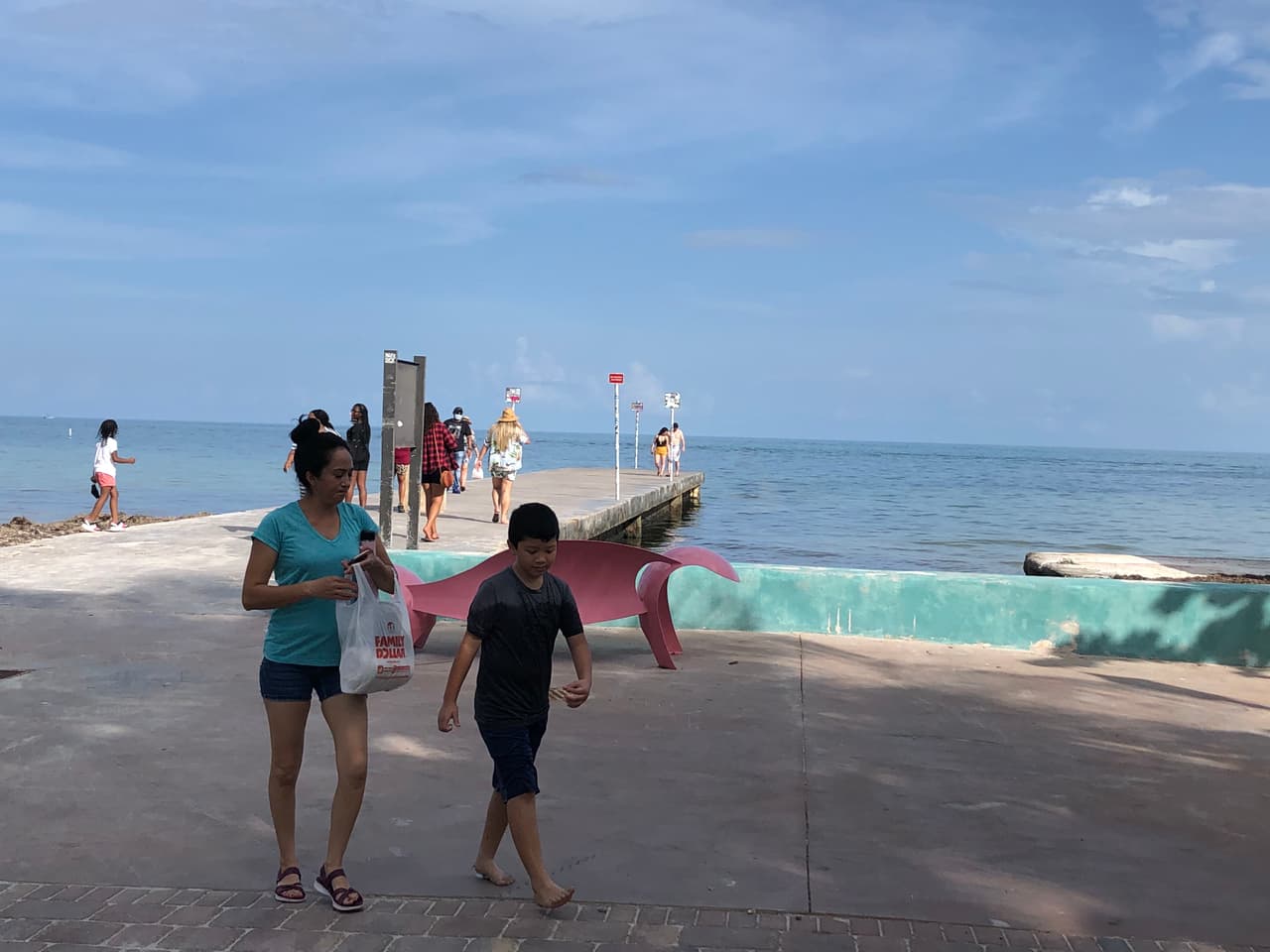 Pero en algunas playas no hubo aglomeraciones y había espacio suficiente para tener distancia social. 
<br>