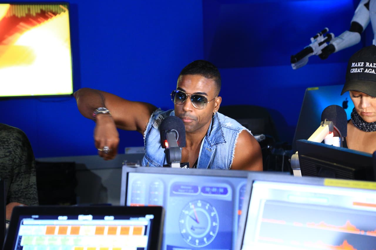 Después de 7 años ausentes de los escenerios, Los Orishas regresan a presentarse en Miami, pero primero no podía faltar una visita al Enrique Santos Show.