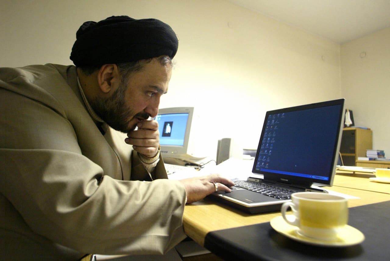 <h2 class="cms-H2-H2">10. Irán</h2>
<br>
<br>💻
<b> Puntuación según el índice del informe: </b>15.2
<br>
<br>💻
<b> Mayor objetivo cibernético:</b> Vigilancia.
<br>
<br>💻
<b> Menor objetivo cibernético:</b> Defensa / normativas.
<br>
<br>💻 
<b>Porcentaje de la población que usa Internet:</b> 84.1%
<br>
<br>💻
<b> Población (2021): </b>85.0 millones.
<br>