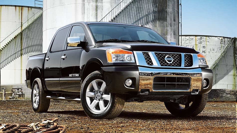 <b>9. Nissan Titan Crew Cab caja corta: </b>la versión de 4 puertas y cama corta de la camioneta pickup grande de Nissan presentó un índice de 
<b>73 conductores muertos</b> por cada millón de vehículos registrados. Nissan sustituyó a la Titan por un modelo totalmente nuevo para el año 2016.