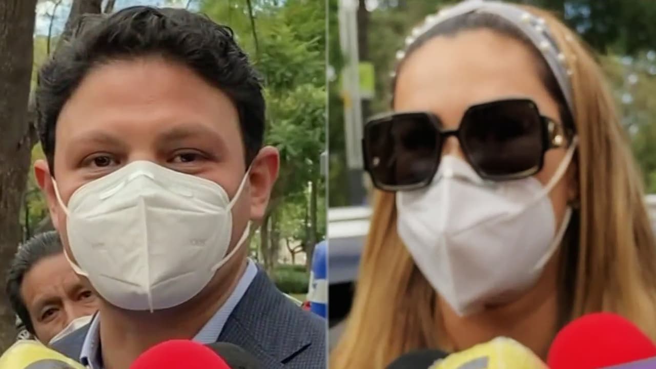 La cantante alega que el empresario 
<b><a href="https://www.univision.com/shows/despierta-america/ni-deprimida-ni-llorando-asi-es-como-ninel-conde-enfrenta-las-escandalosas-preguntas-sobre-su-pareja-y-su-hijo-video" target="_blank">no le permite ver de manera presencial a su hijo</a></b> desde hace casi 8 meses. Medina ha sostenido que acatará lo que dictamine un juez de lo familiar. 
<br>