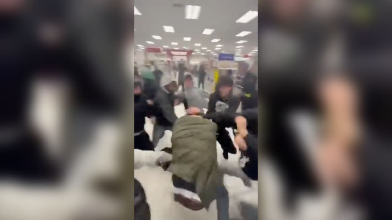 Policía de San Francisco investiga las peleas de jóvenes en Stonestown Galleria