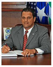 Cierra el municipio de Cataño debido a tranque con el presupuesto