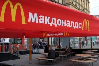 Rusia suspende actividades de cuatro McDonald's por 'violaciones sanitarias'