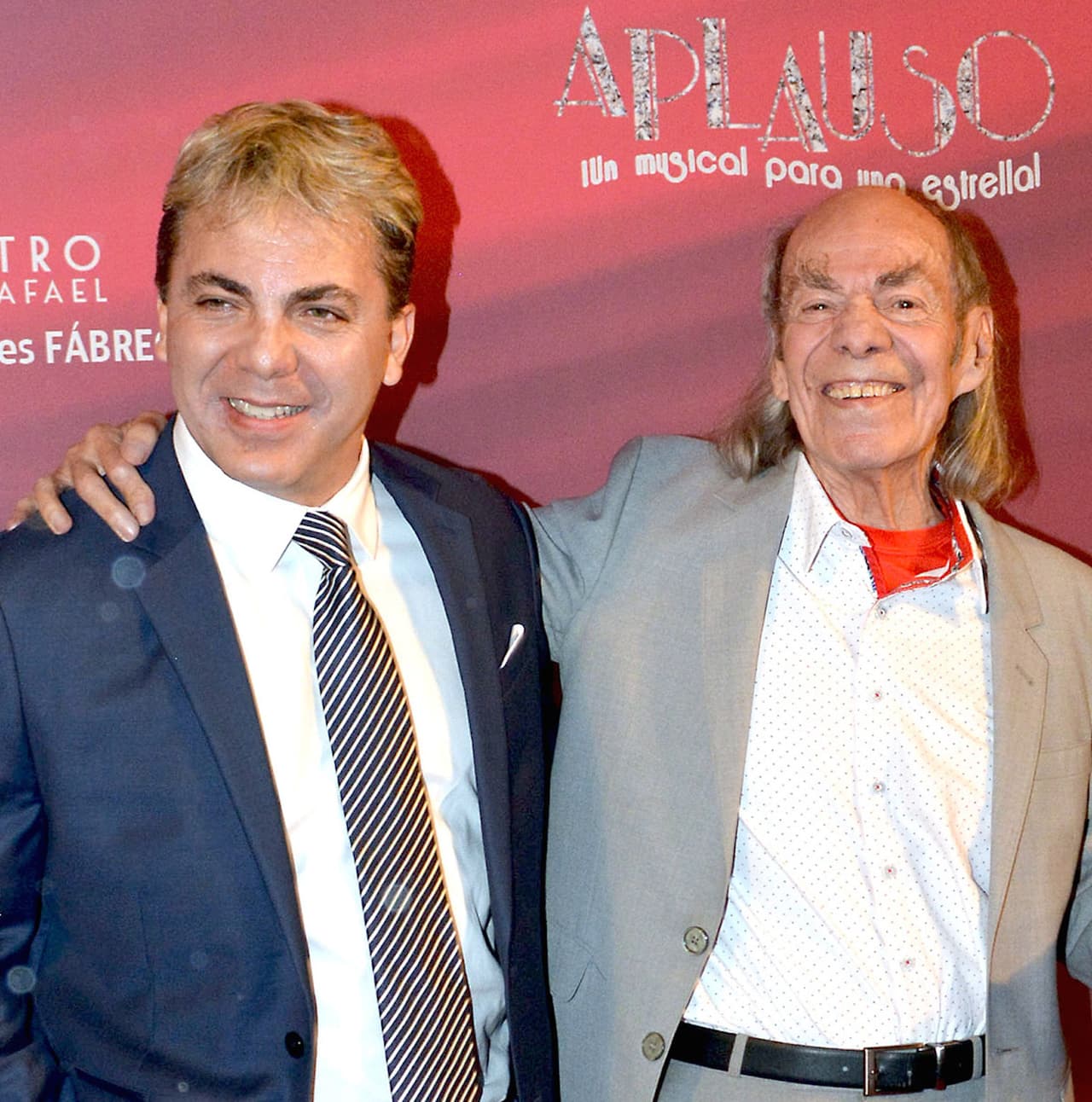 El ahora cantante logró un acercamiento con su padre hasta los 30 años.
<br>