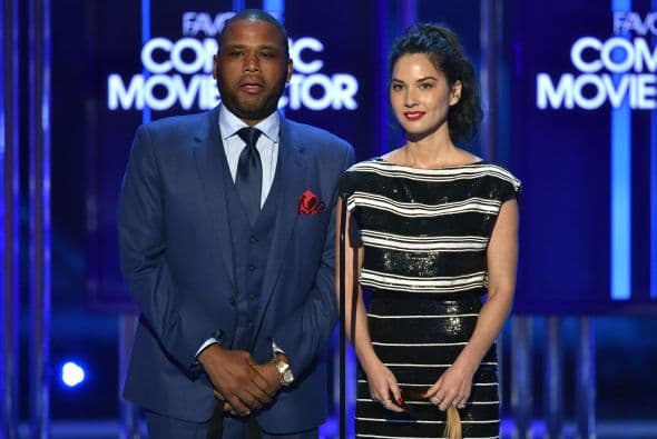 Anthony Anderson y Olivia Munn presentaron al actor favorito en comedia.