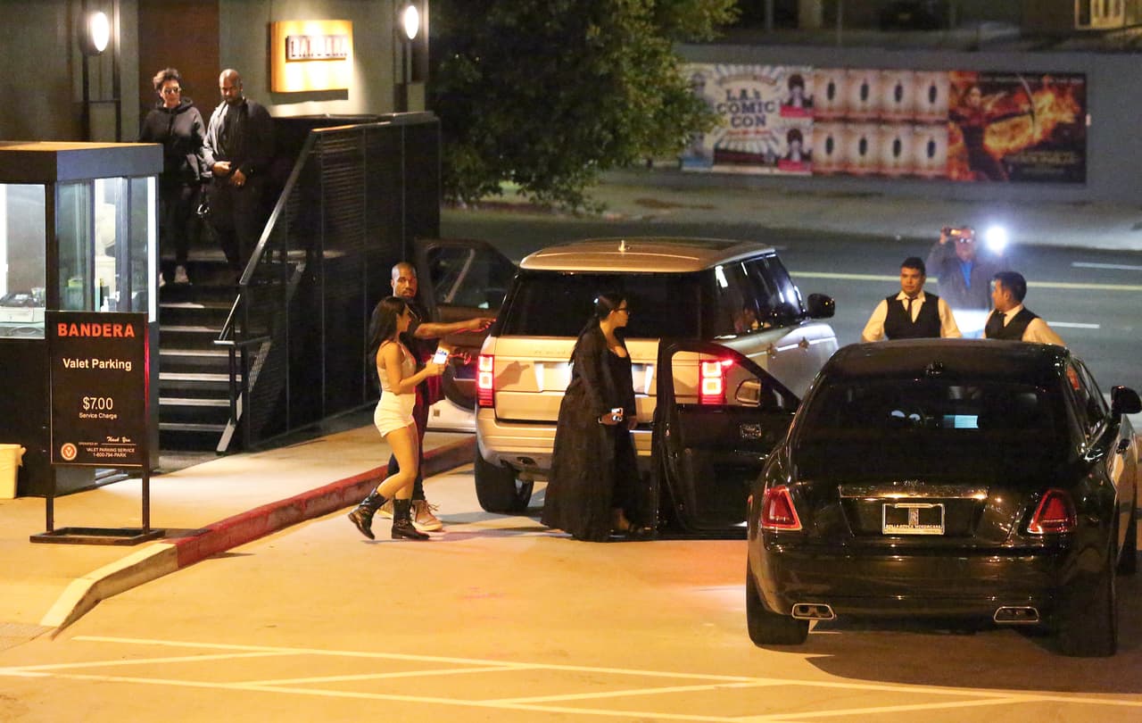 Kris Jenner y su esposo también estuvieron presentes.