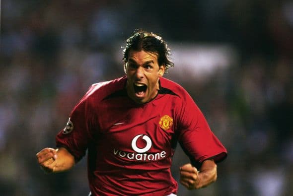2002: El holandés Ruud van Nistelrooy tuvo un gran año con el Manchester United y 10 goles.