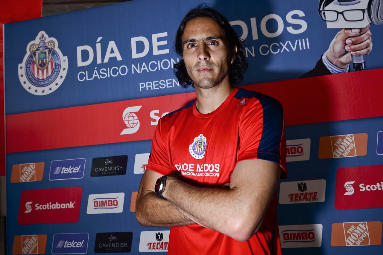 Aldo De Nigris hizo llamado a jóvenes de Chivas