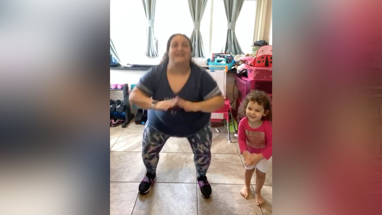 Melissa, de 3 años, recibe regalo de cumpleaños