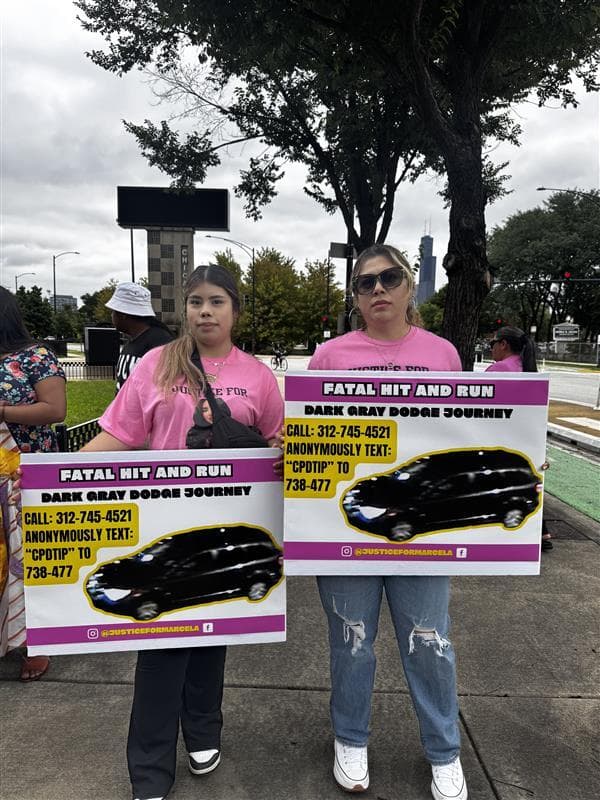 Con una cuenta en redes sociales, 
<b>publican diariamente fotografías y videos</b> en los que recuerdan a Marcela y difunden los datos del vehículo que la atropelló:
<b> un Dodge Journey de cuatro puertas, color oscuro, con el faro derecho roto y posibles daños en el parachoques y panel lateral delantero.</b>