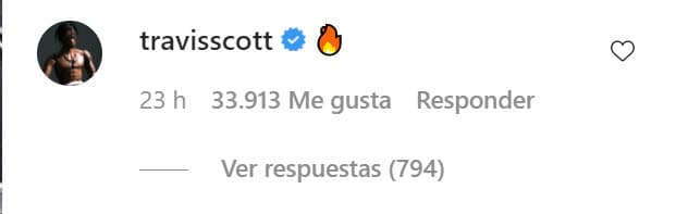 De hecho,
<b><a href="https://www.univision.com/famosos/las-fotos-de-kylie-jenner-y-travis-scott-por-primera-vez-juntos-en-publico-desde-su-separacion-fotos" target="_blank">el rapero no resistió dejarle este emoticono</a></b> al verla enfundada en su colorido vestido con el que apareció después con él.
<br>