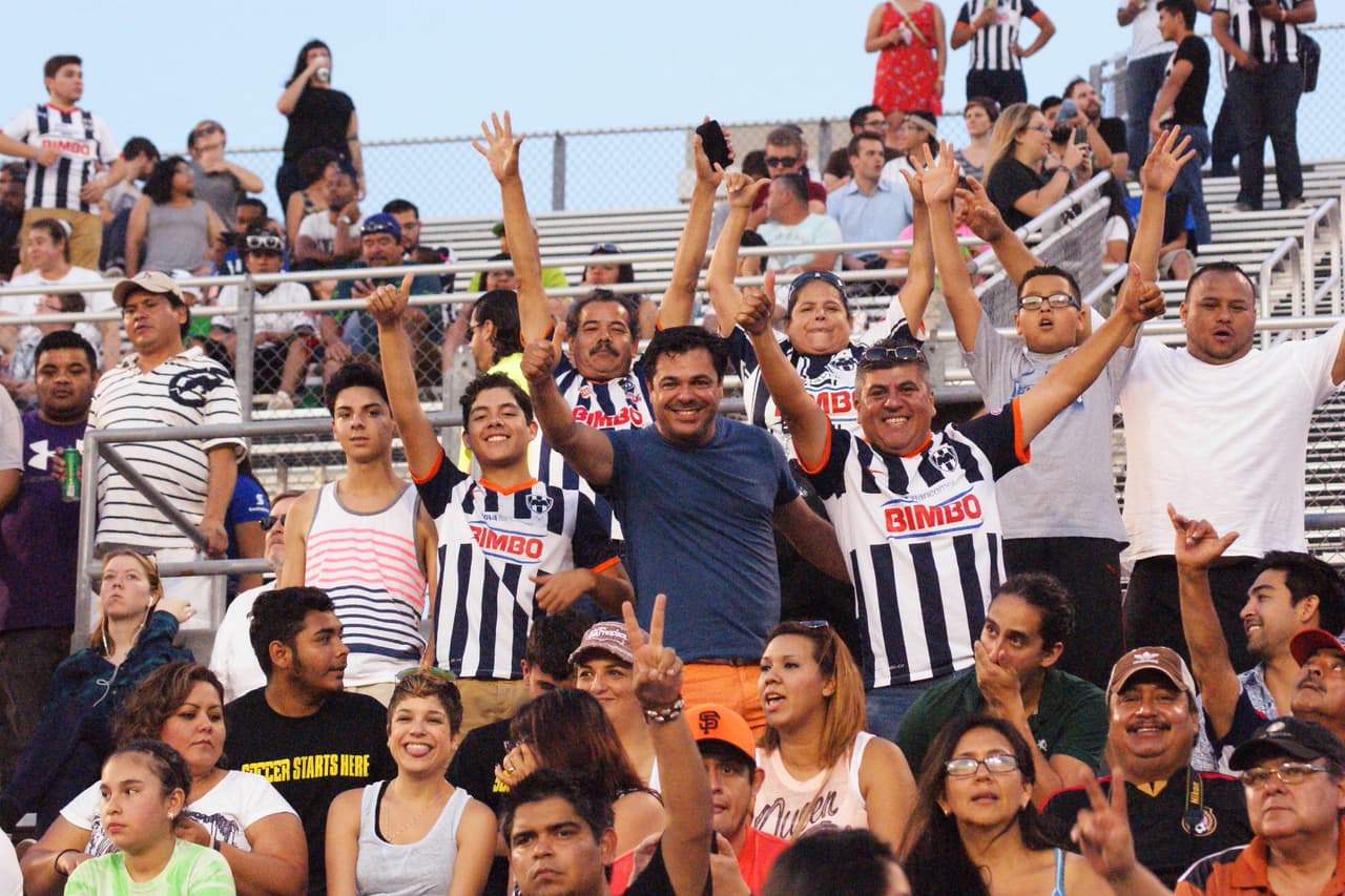 Aficionados al fútbol mexicano disfrutaron del encuentro en Austin.