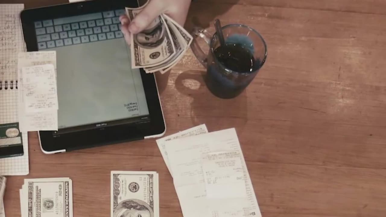 Los altos intereses pueden representar una oportunidad para ganar dinero: asesores financieros