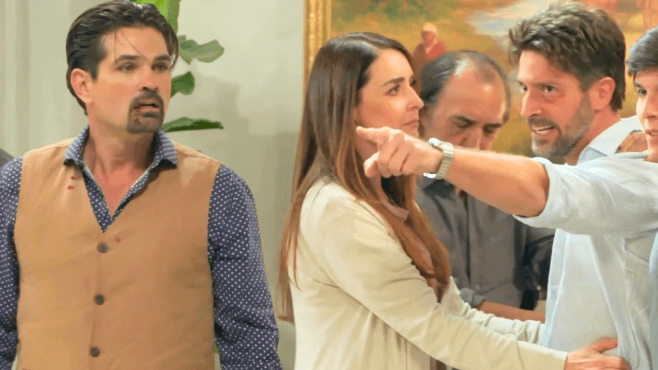 Luciano golpea a Iñigo por abusador | Mi Verdad Oculta | Capítulo 58