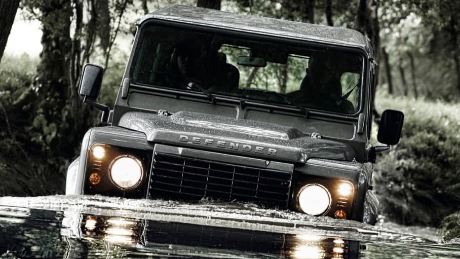 Land Rover Defender: la historia de una todoterreno legendaria