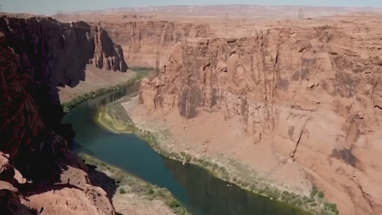 El gobierno federal reducirá el suministro de agua del Río Colorado para tres estados por la sequía
