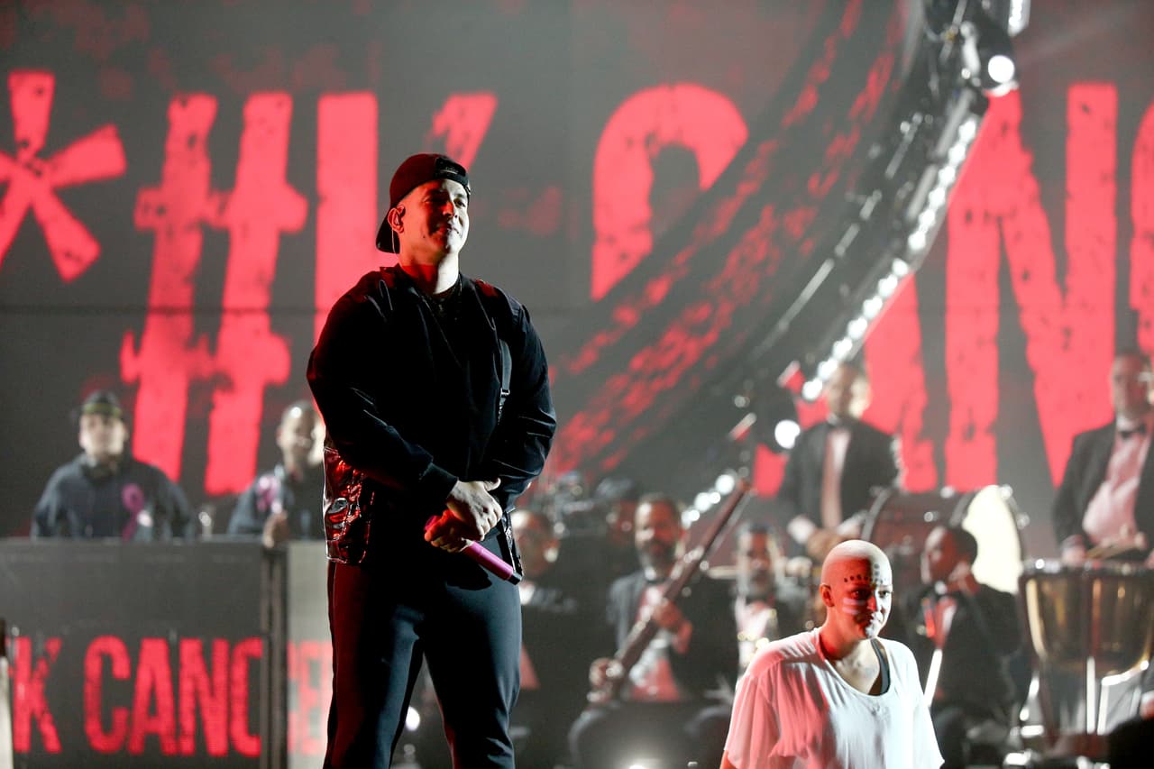 A la par de estos logros, Daddy Yankee presumió en sus redes haber llegado, en tan solo tres días, a los 10 millones de vistas del video 'Si tú supieras' con Wisin y Yandel, así como a 100 millones del tema 'No lo trates', su colaboración con Natti Natasha y Pitbull.