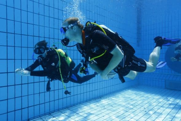 William se dio un alegre chapuzón