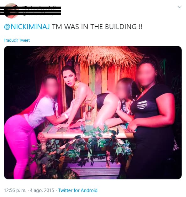 Luego de enterarse de la serie de imágenes que el público se tomaba, el museo publicó un comunicado: "Nos han informado de la fotografía inapropiada que se tomó en Madame Tussauds Las Vegas, que involucra la nueva figura de cera de Nicki Minaj (...) Es lamentable que visitantes hayan decidido comportarse de manera tan inapropiada y nos disculpamos por cualquier ofensa que esto haya causado".