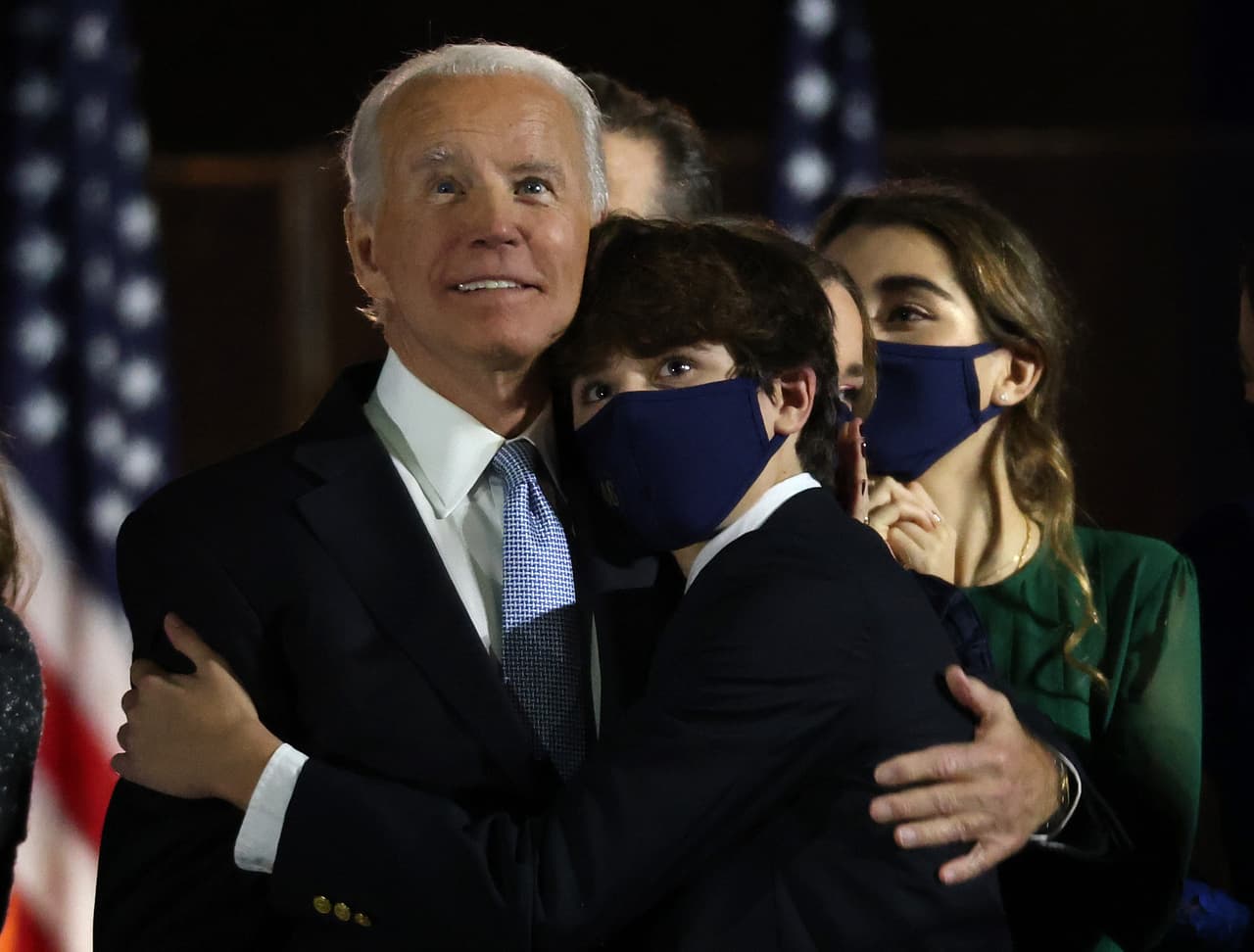 Con los votos electorales de California, Joe Biden supera los 270 necesarios para ganar la elección