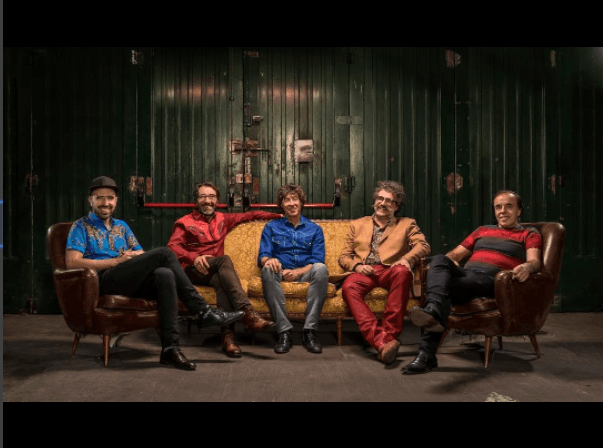 Y ahora vamos con los uruguayos del Cuarteto de Nos.